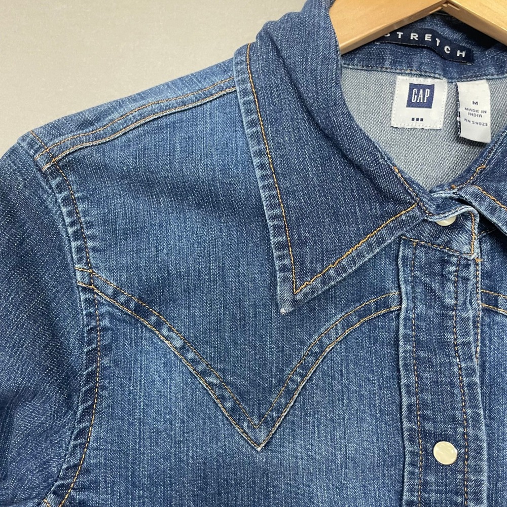 Vintage Gap Western Shirt Denim Look Stretch Women Size Medium Blue Pearl Snaps - Picture 15 of 16